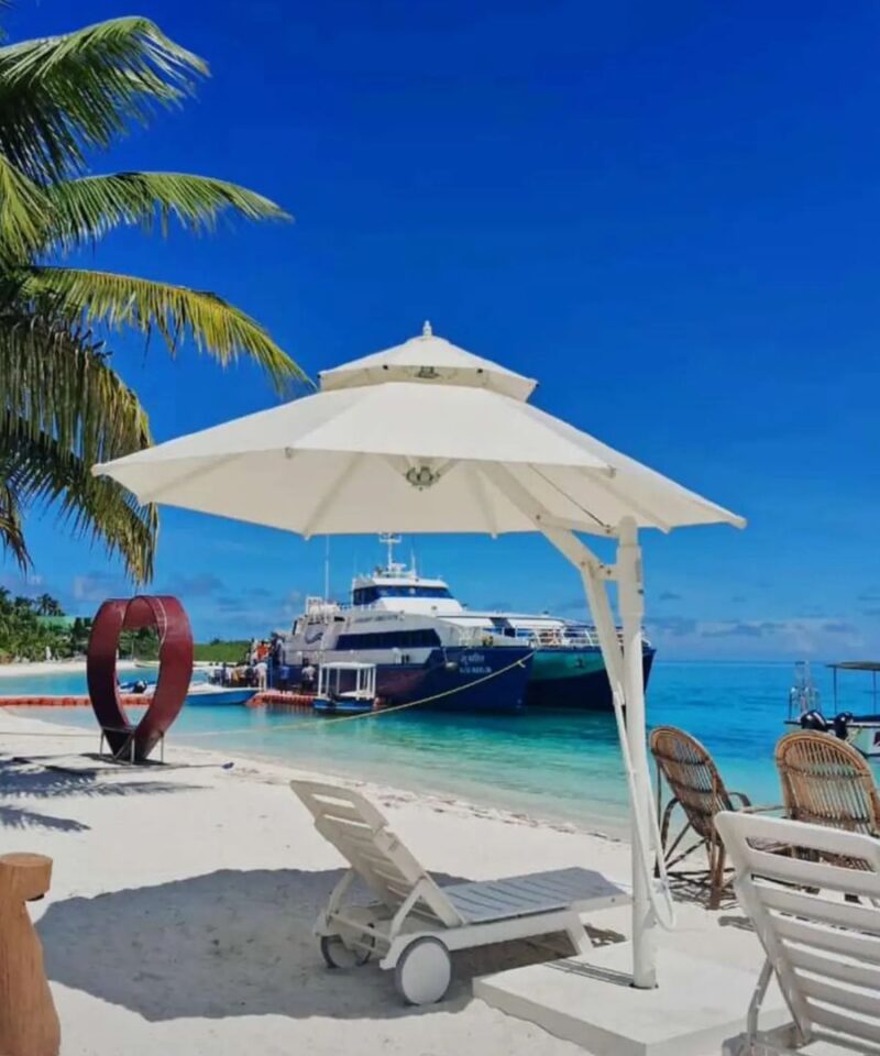 Bluemerlin HSC at Bangaram Island